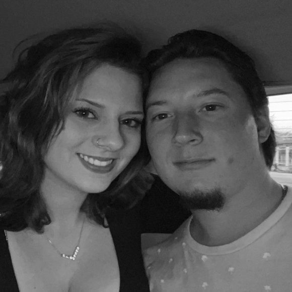 Meet your Posher, Emily - Picture 4 of 4